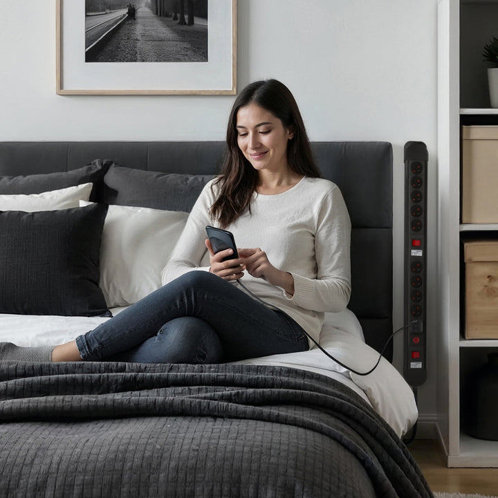 Multiprise Maclean, rallonge 10 prises, 2 interrupteurs, protection et signalisation de surcharge, 3680 W, MCE10