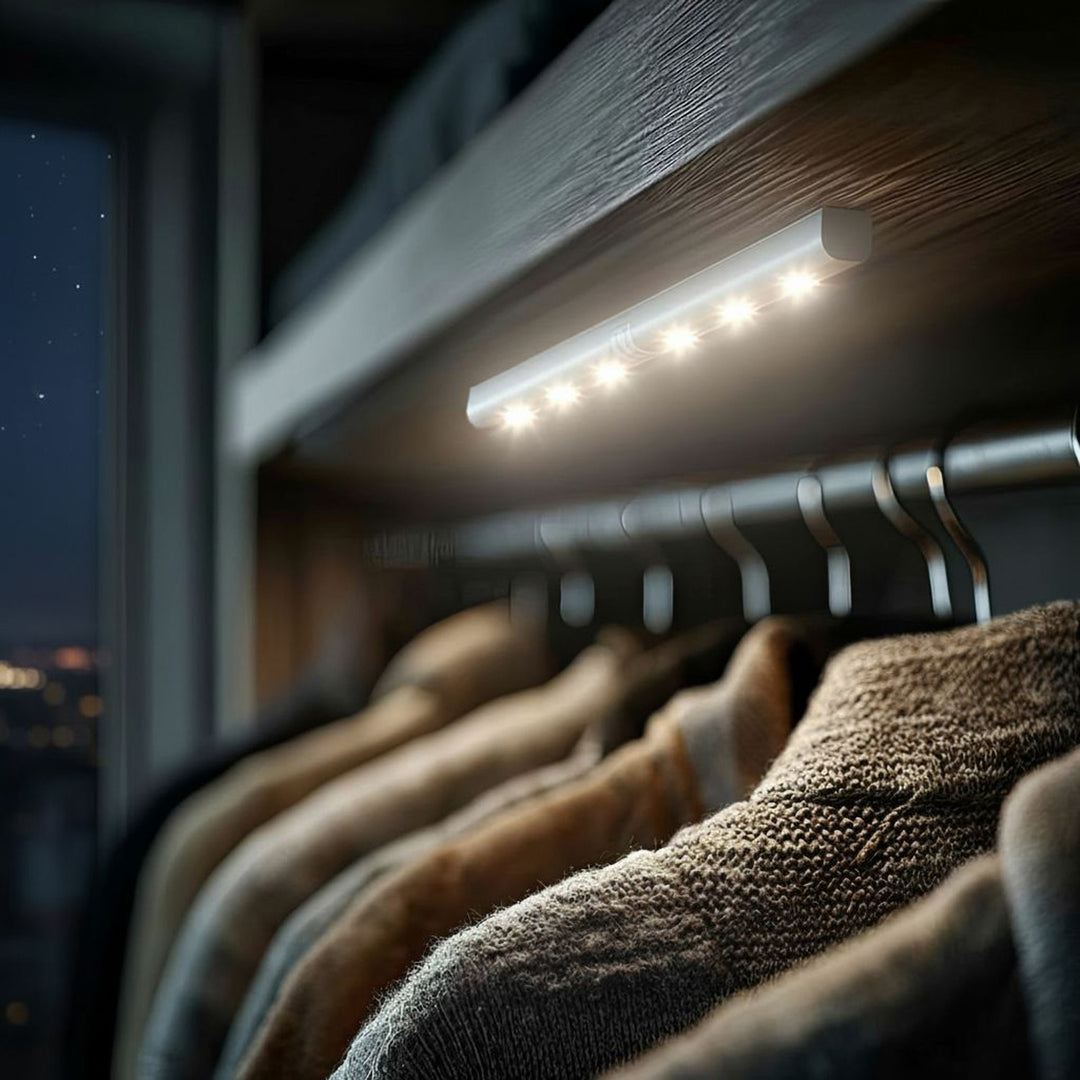 Lampe LED sous meubles avec détecteur de mouvement Maclean MCE123