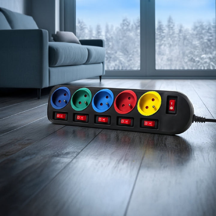 Bloc multiprise 5 prises avec interrupteurs  250VAC / 10A 1,5m multicouleur Maclean MCE204M