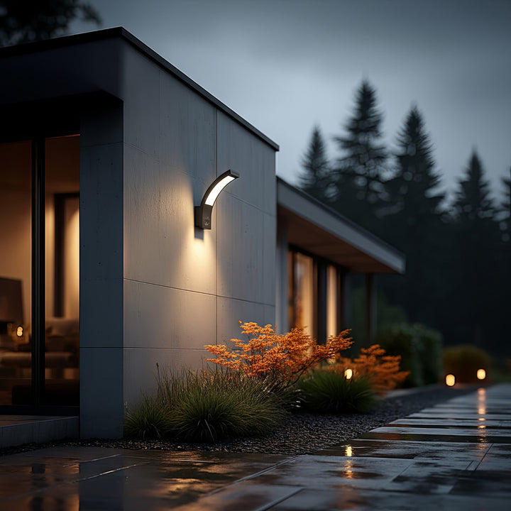 Lampe LED avec capteur de mouvement infrarouge MCE244 750lm 10W IP54 Maclean Energy