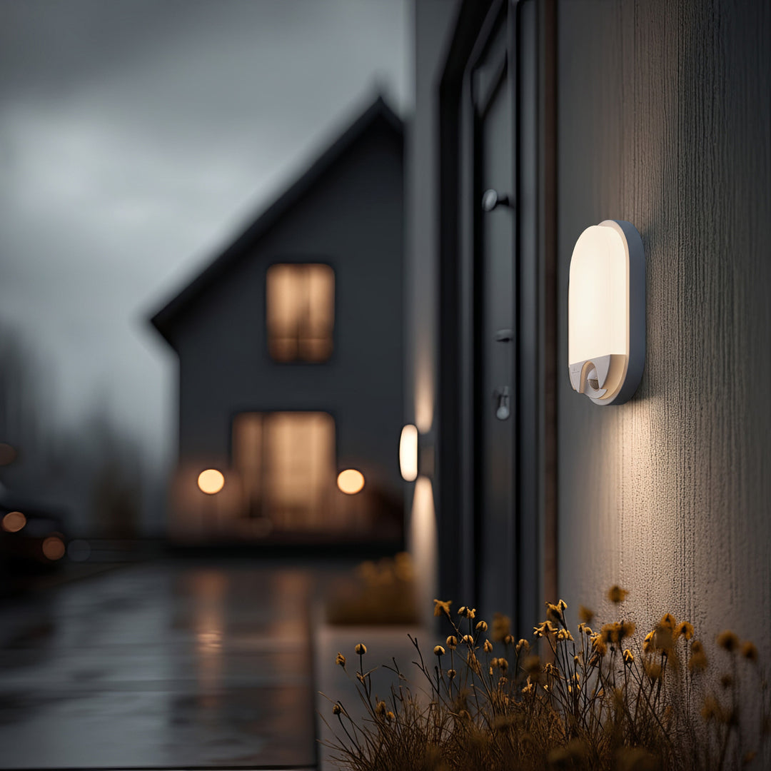 Lampe LED avec détecteur de mouvement infrarouge 1100lm 15W IP54 blanc Maclean MCE340 W