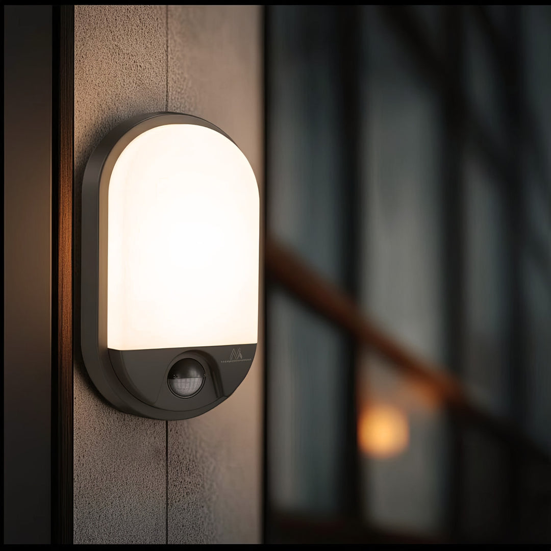 Lampe LED détecteur de mouvement infrarouge 1100lm 15W IP54 gris Maclean MCE340