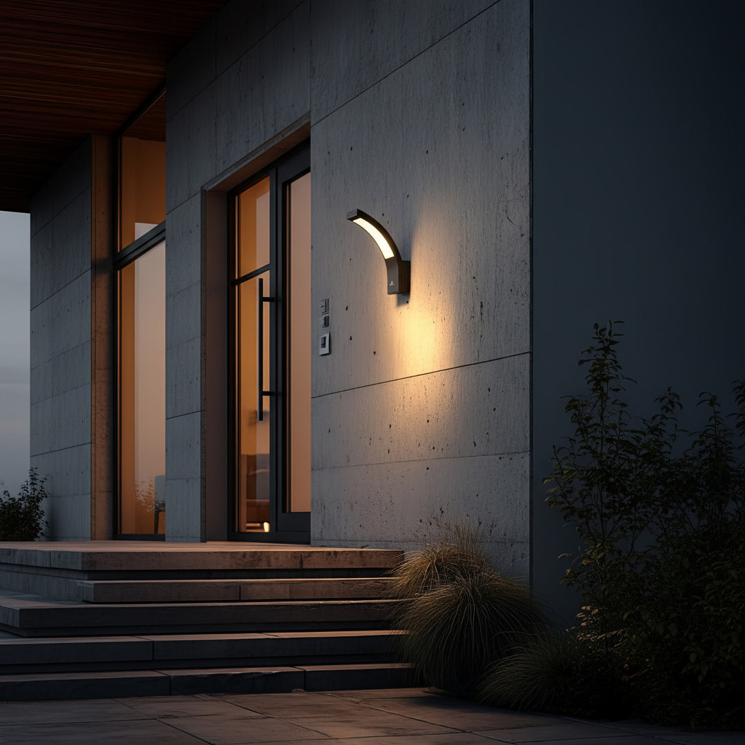 Lampe de façade extérieur LED IP54 10W Maclean MCE343 B