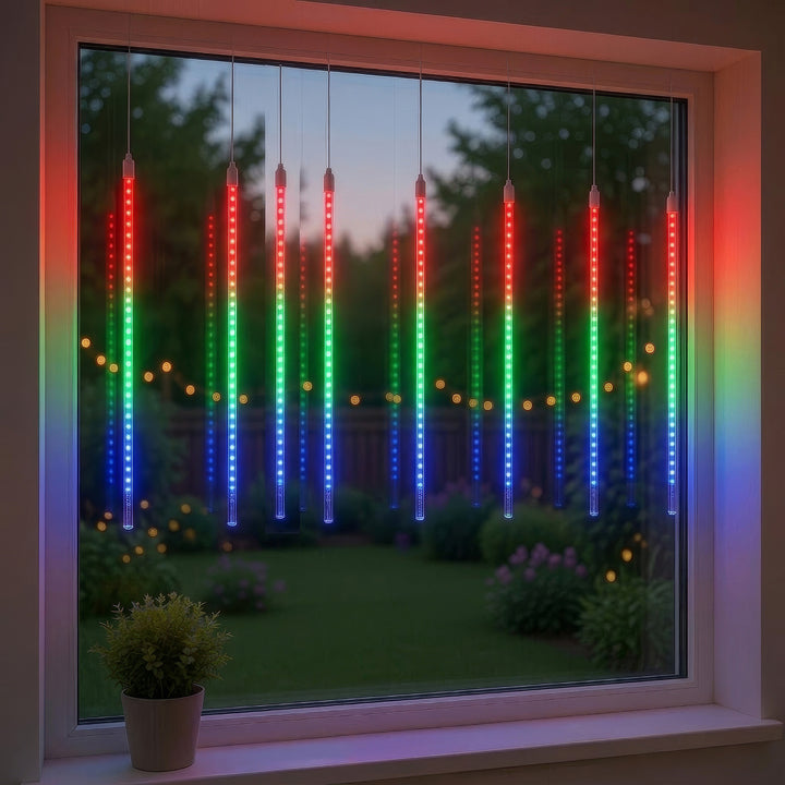 Maclean MCE411 Lumières solaires à Led 2.4m, 144 LEDs, batterie Li 800mAh, glaçons tombants