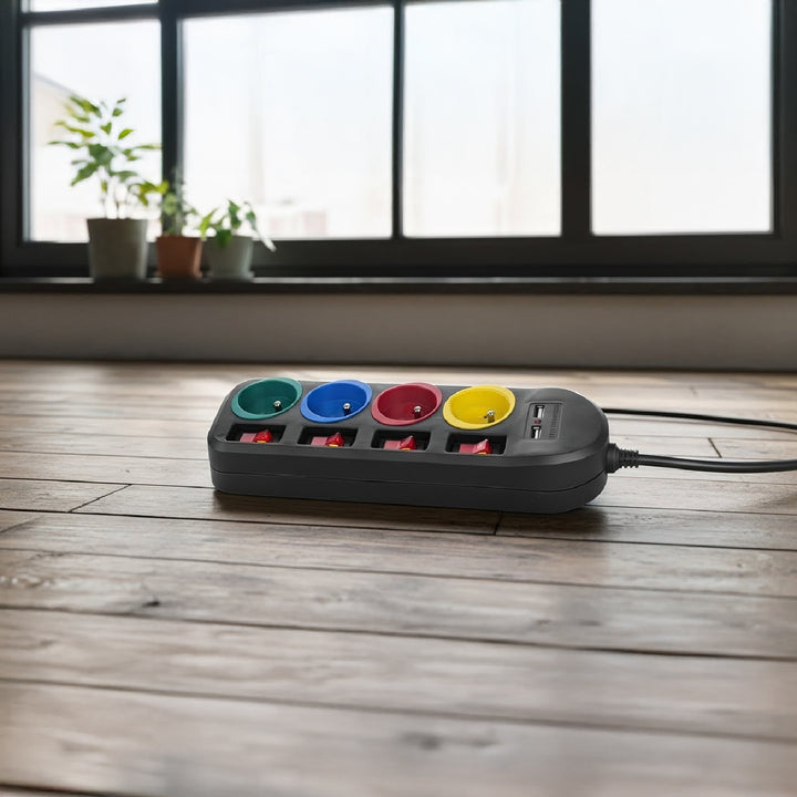 Rallonge électrique Multiprises Maclean, rallonge 4 prises + 2xUSB, avec interrupteurs, 250VAC/10A, 2,1A 5V, 1,5m, noir, MCE229 B