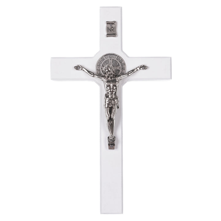Croix suspendue en bois de St Benoît avec pasque, blanc 28x16x1.8cm