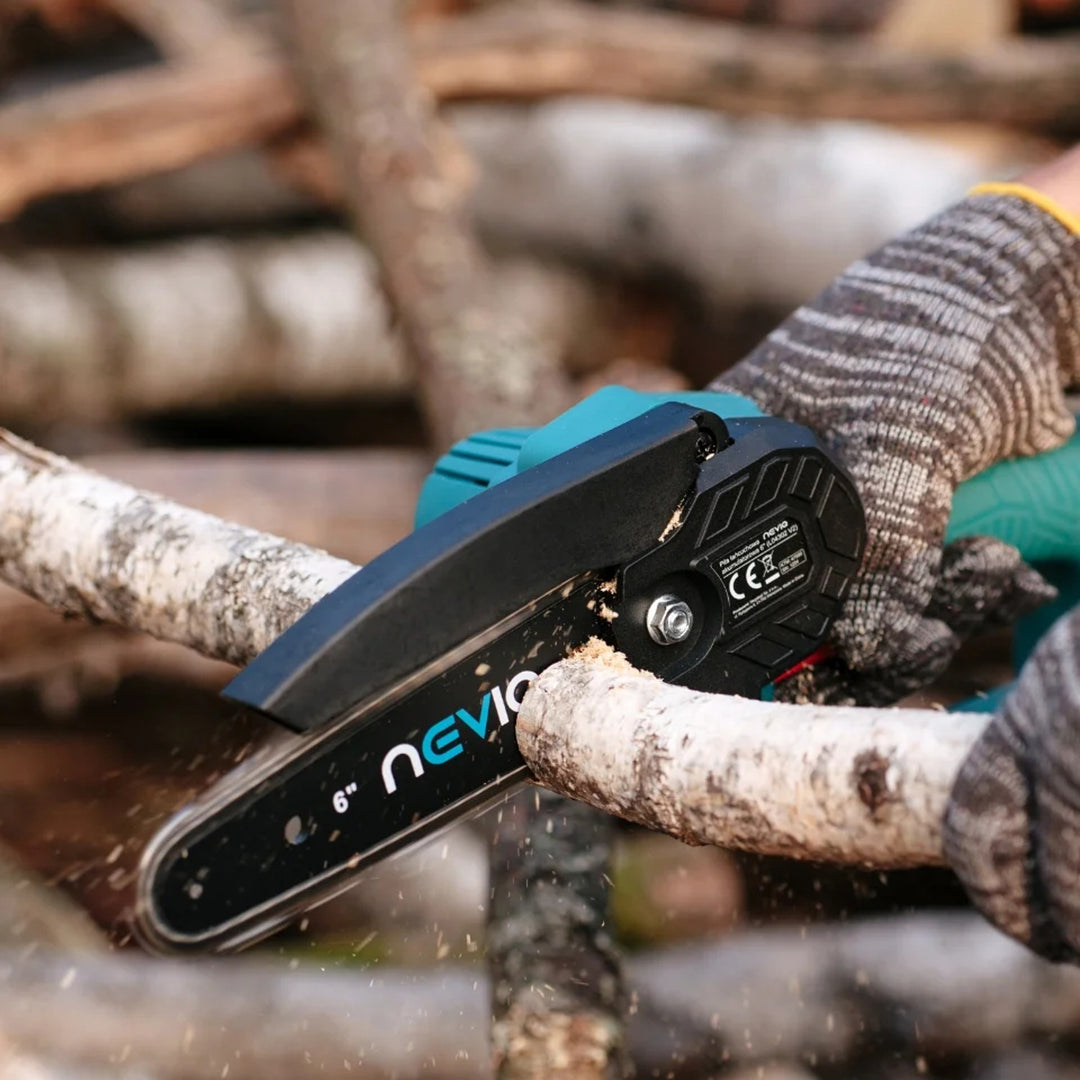 NEVIQ tronçonneuse sans fil, guide-chaîne 6'', 200W, batterie Li-ion 1,5 Ah, L04302