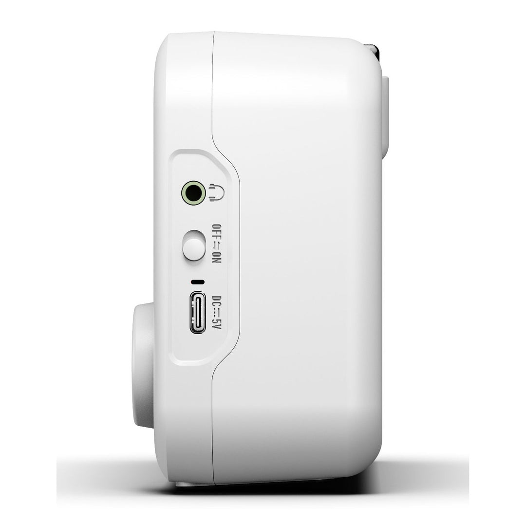 Radio portable Blaupunkt, radio numérique DAB+ et tuner FM, Bluetooth, sortie casque, écran couleur 2,4 pouces, fonction horloge et alarme, fonctionne sur batterie et rechargeable via USB-C, DR8WH.