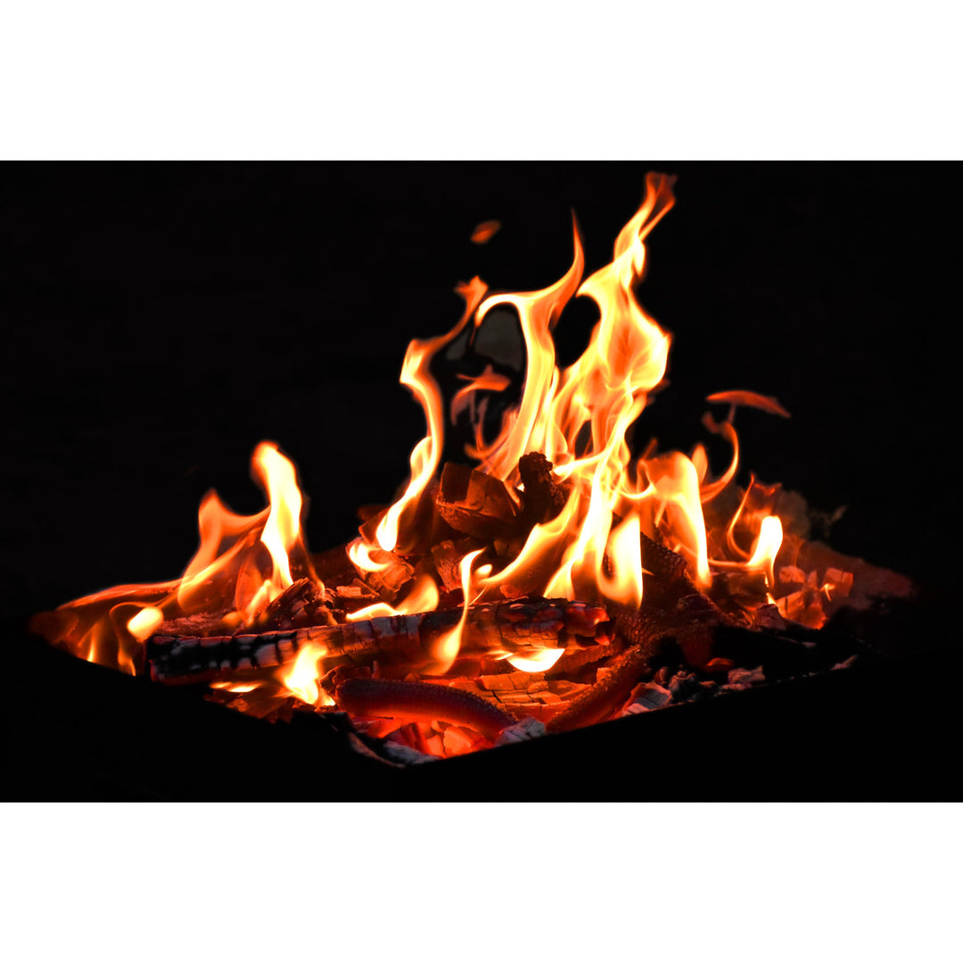 Bois d'allumage d'épicéa sec 25kg pour cheminée grill cuisinière