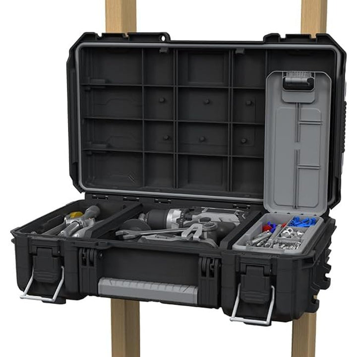 Mallette à outils Keter ROC Pro Gear 2.0, capacité de charge de 36 kg, emplacement pour cadenas, joint d'étanchéité contre la poussière et l'eau, organiseur avec couvercle inclus, possibilité de fixation murale, 256979