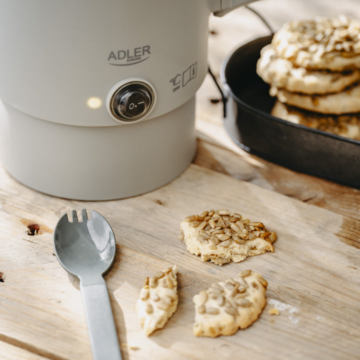 Bouilloire électrique Adler, de voyage, double paroi, capacité 0,8 l, puissance max. 650 W, grise, AD 1388