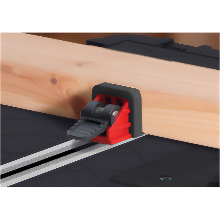 Table d'atelier mobile Keter Jobmade, capacité de charge de 453 kg, pieds antidérapants, bac à outils avec pinces sous le plateau, 239985
