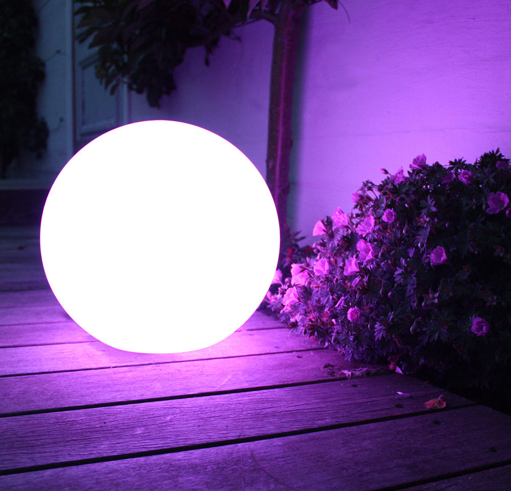 Lampe solaire LED extérieure sur pied colorée GreenBlue GB165