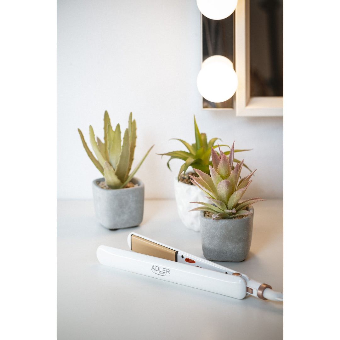 Lisseur à cheveux avec plaques en céramique Adler AD 2317