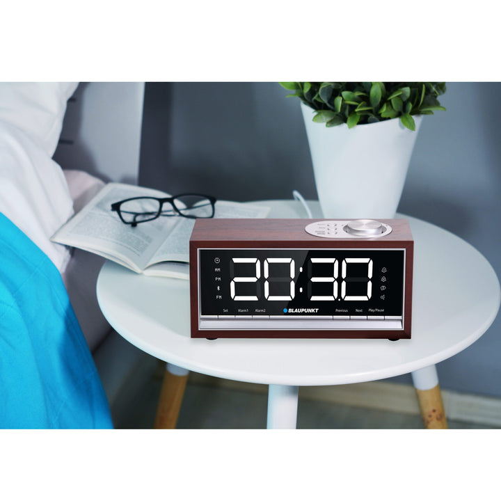 Radio-réveil avec Bluetooth Radio-réveil FM PLL avec 60 présélections Double alarme Fonction snooze Écran LED