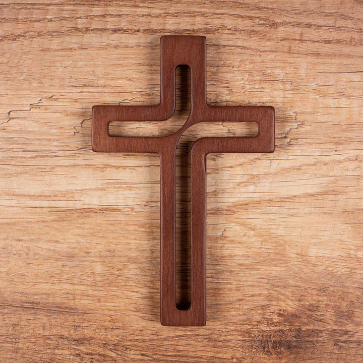 Croix suspendue en bois moderne marron 30x18x1,8 cm