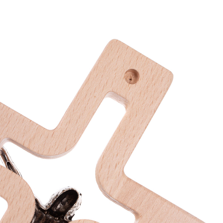 Croix suspendue en bois moderne avec pasion naturel 25x16x1.6cm